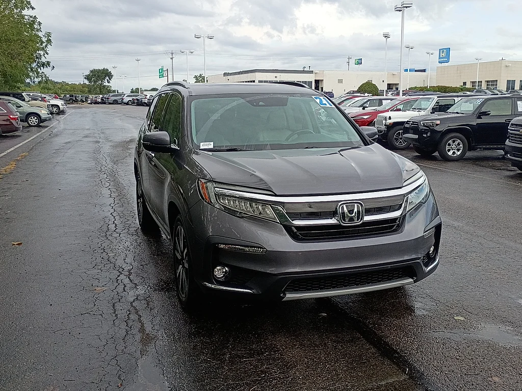Certified Used 2021 GRAY Honda Elite image 1