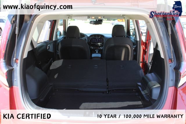 Used 2025 Red Kia S image 18