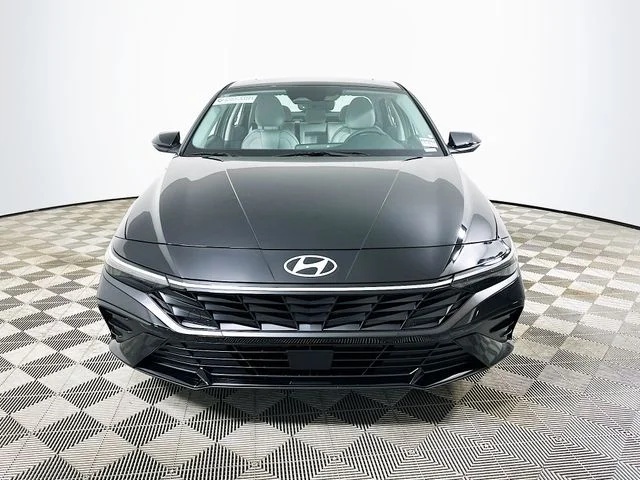 New 2026 Hyundai ELANTRA Limited