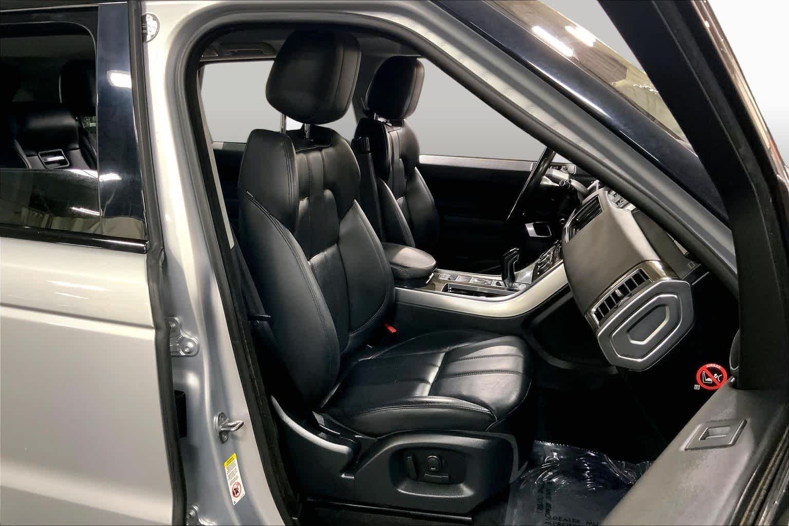 Used 2016 Indus Silver Land Rover V6 SE image 9