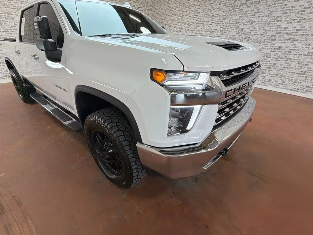 Used 2023 Summit White Chevrolet LTZ image 9