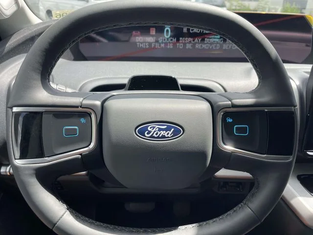 New 2027 Dark Matter Gray Metallic Ford Active image 16