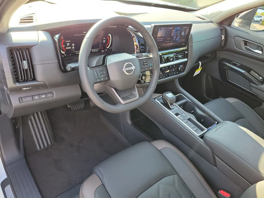 New 2026 White Nissan Platinum image 19