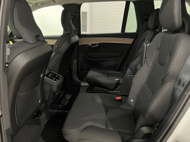 New 2026 Crystal White Volvo Plus image 20