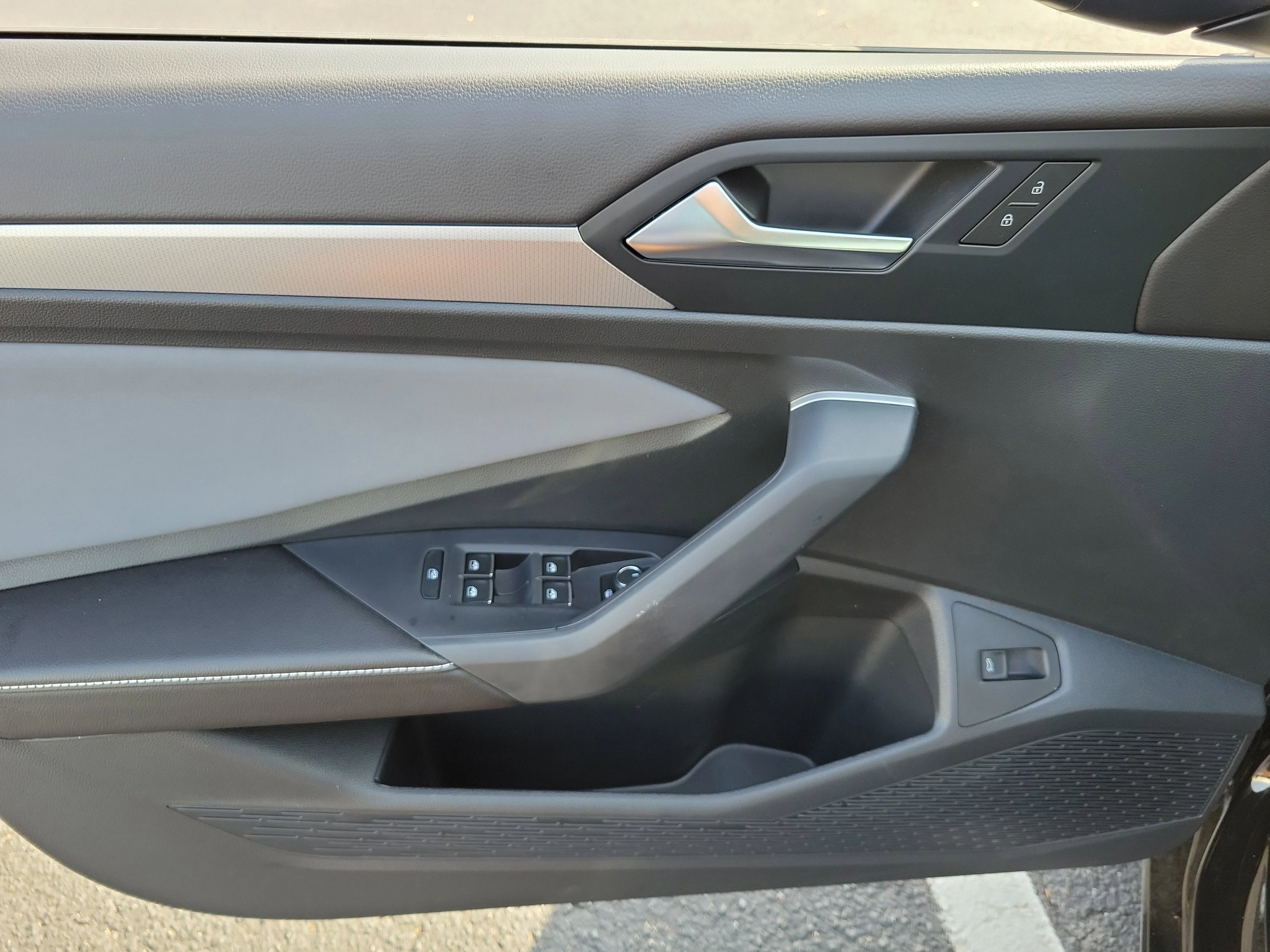 2026 Volkswagen Jetta SE - Photo 21