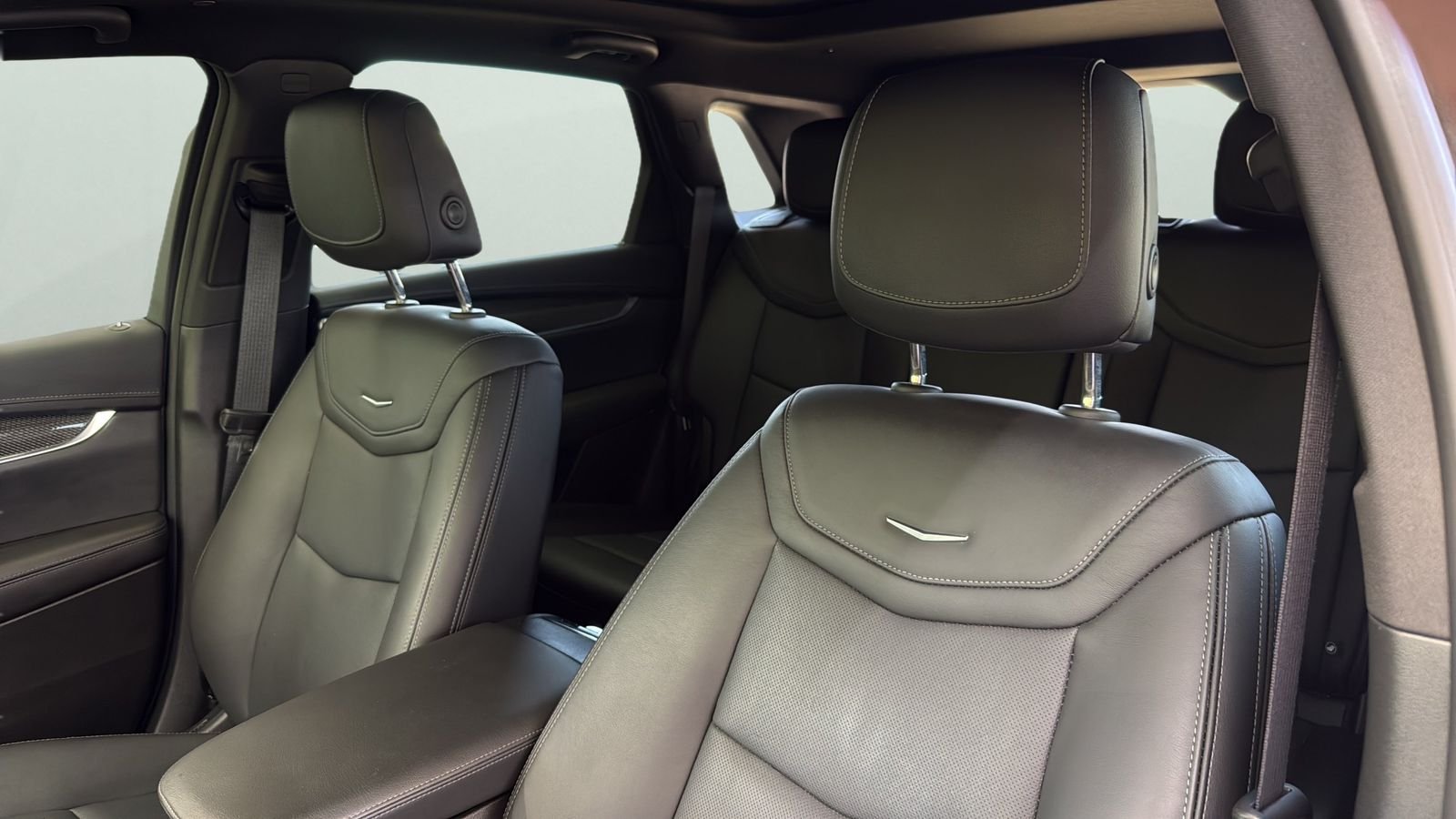 Used 2023 Black Cadillac Sport image 10