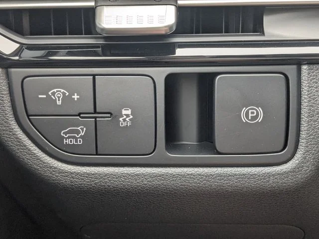 New 2026 Glacial White Pearl Kia EX image 27