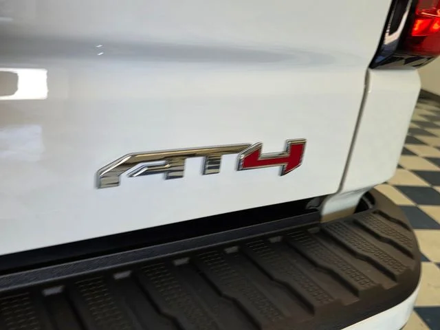Used 2026 White GMC AT4 image 7