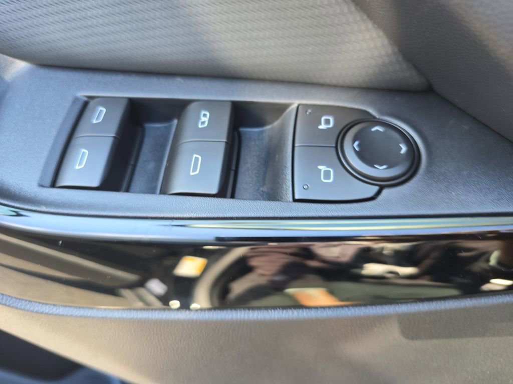 2026 Chevrolet Equinox LT - Photo 29