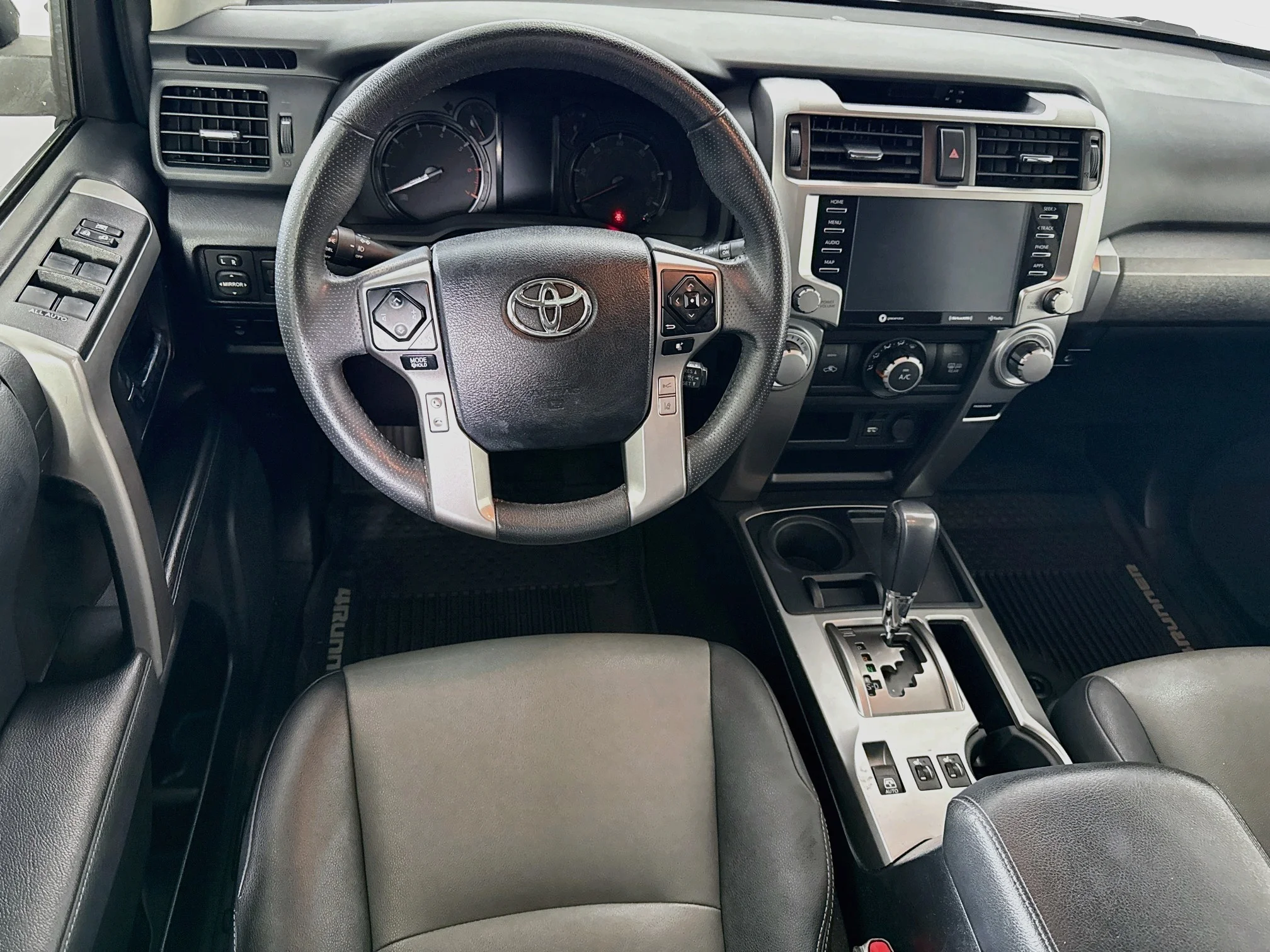 Used 2020 Magnetic Gray Metallic Toyota SR5 Premium image 20