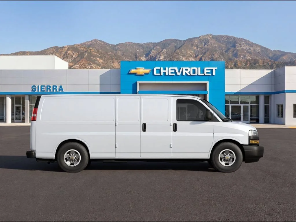 New 2026 Summit White Chevrolet 1WT image 2