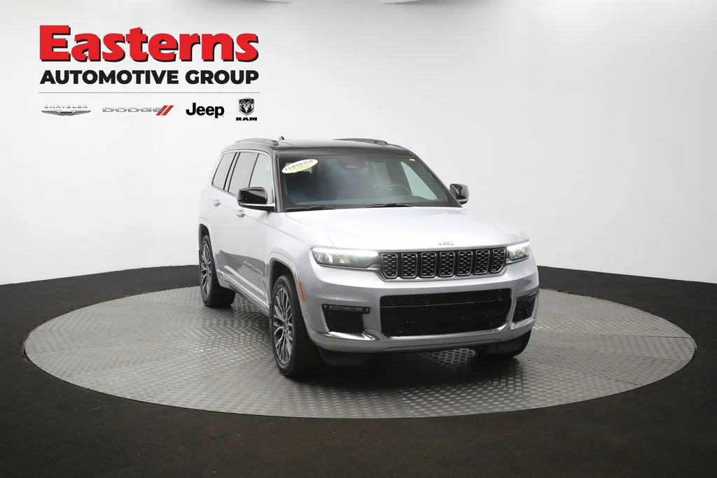 Used 2024 Silver Jeep Summit image 55
