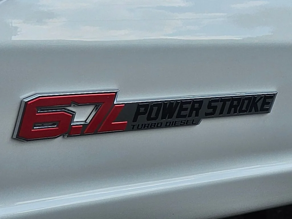 New 2026 Star White Metallic Tri-Coat Ford F-250® Lariat® image 27