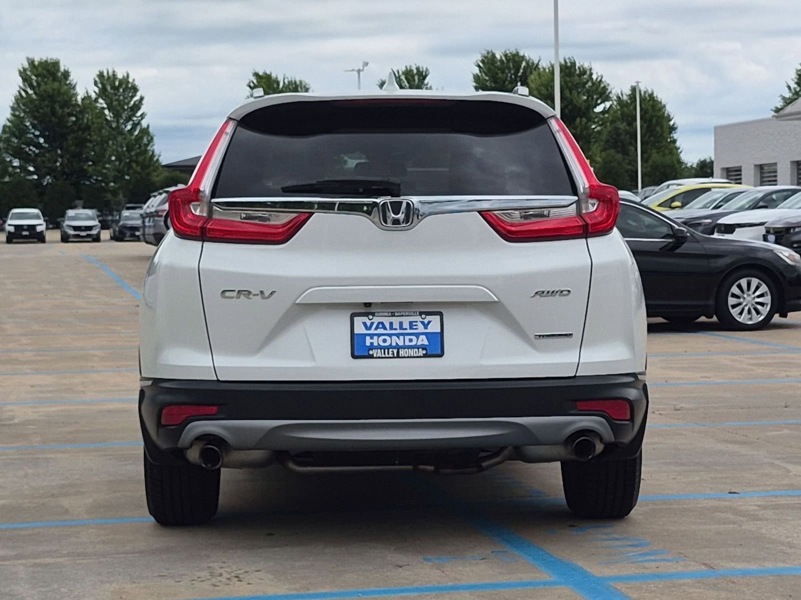 Certified Used 2019 Platinum White Pearl Honda Touring AWD image 8
