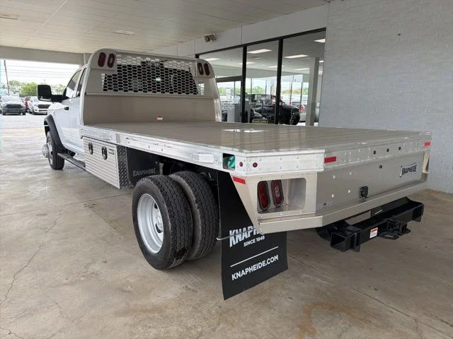 New 2026 Bright White Clear-Coat Exterior Paint RAM Tradesman image 3