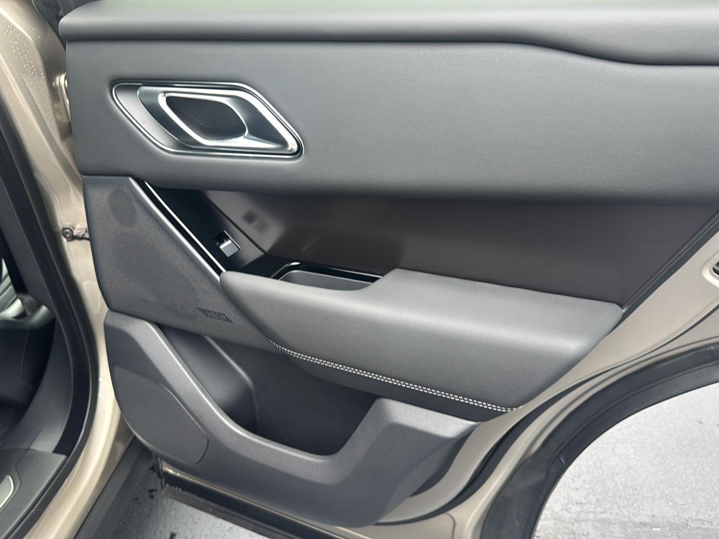 New 2026 Batumi Gold Land Rover Belgravia Edition image 18