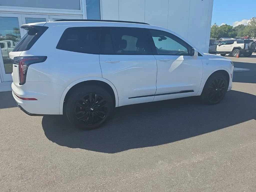 Used 2023 White Cadillac Sport image 1