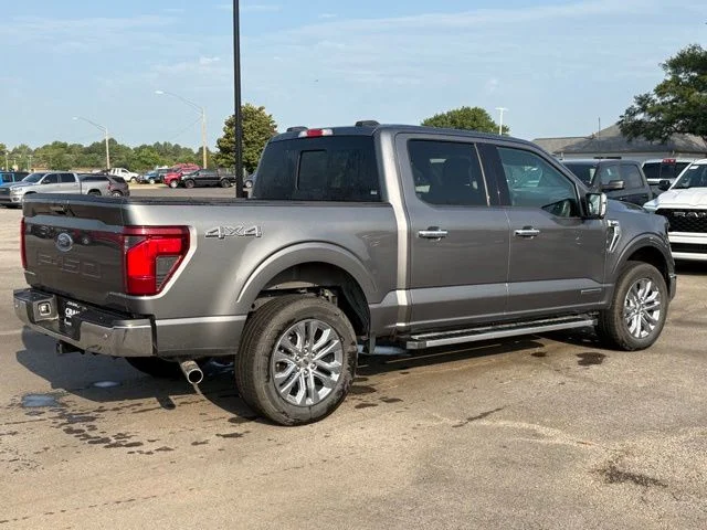Used 2024 Gray Ford XLT image 8