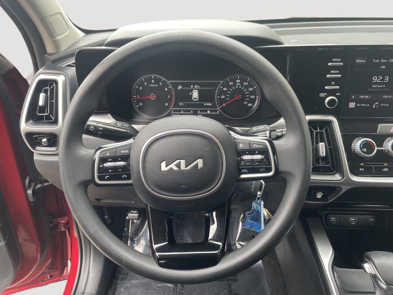 Used 2022 Passion Red Tintcoat Kia LX image 20