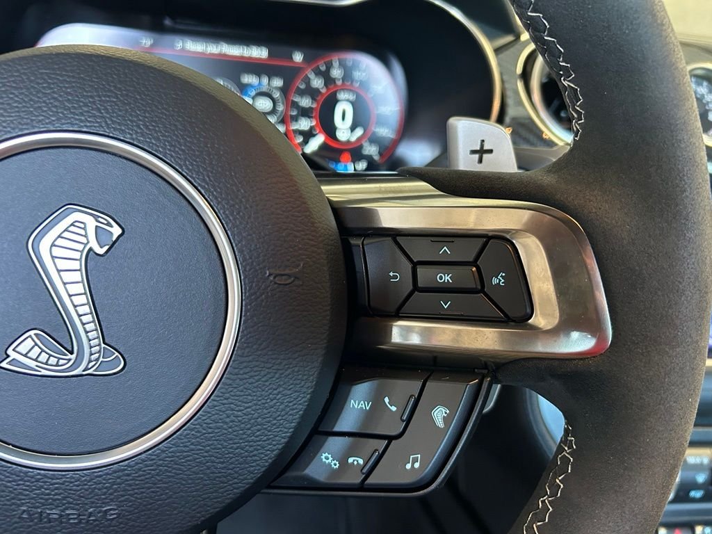 Used 2020 Shadow Black Ford Shelby GT500 image 19