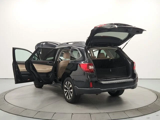 Used 2017 Black Subaru 2.5i image 13