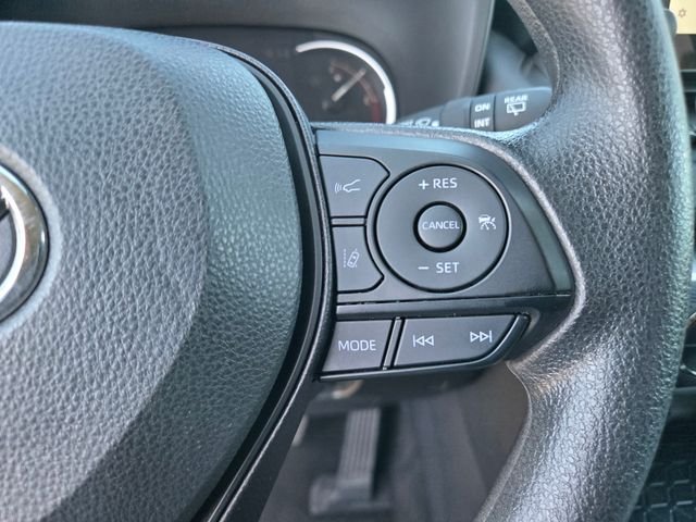 Used 2025  Toyota XLE image 20