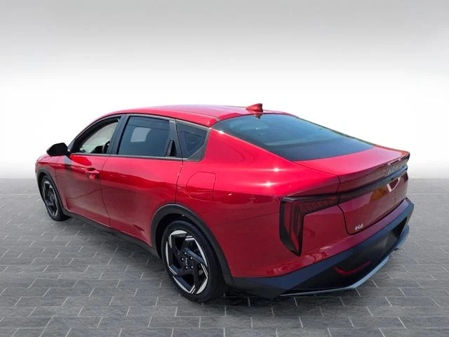 Used 2025 Red Kia EX image 5