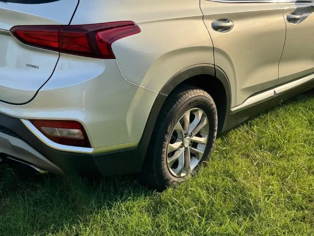 Used 2020 Silver Hyundai SEL image 17