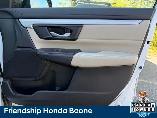 Used 2020 White Honda LX image 39