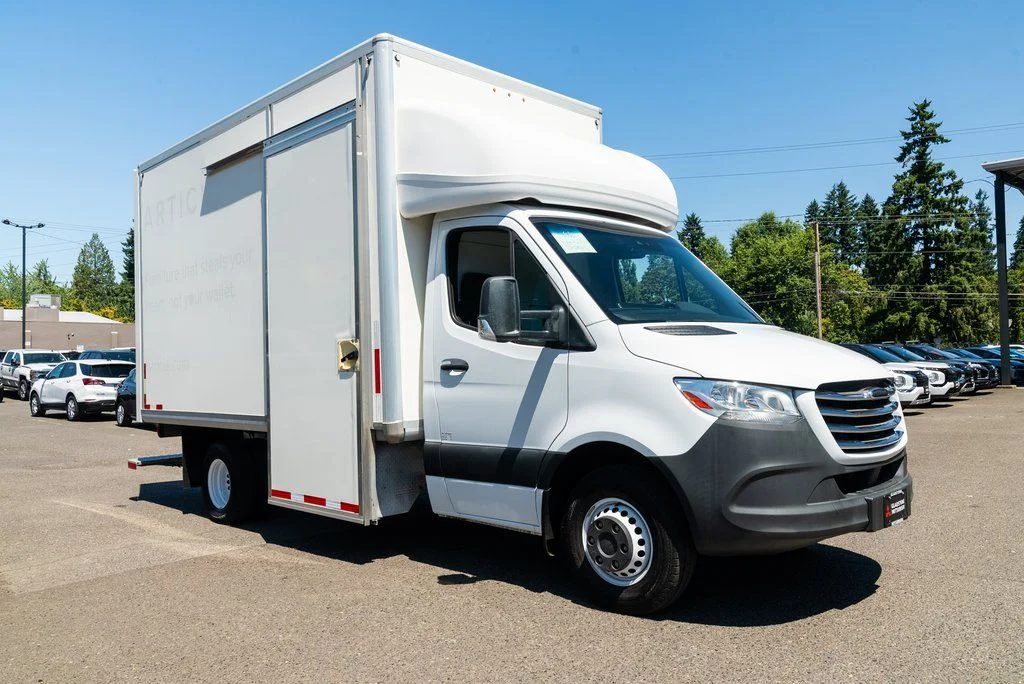 Used 2021 White Freightliner Base image 1