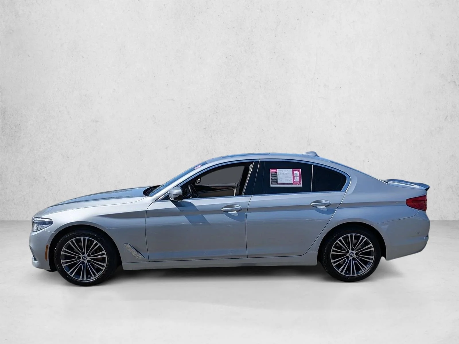 Used 2018 Glacier Silver Metallic BMW 530i image 9