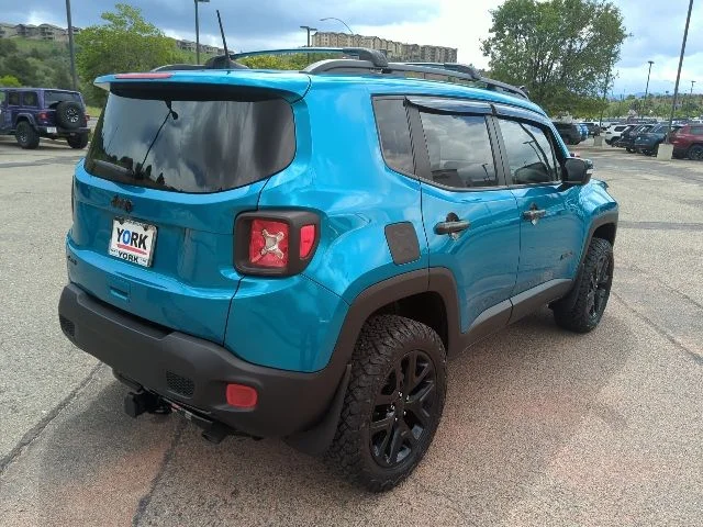 Used 2022 Teal Jeep Altitude image 4