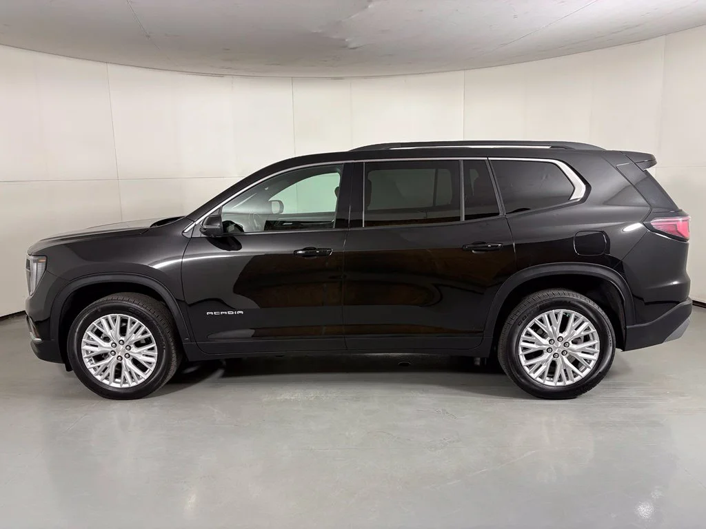Used 2026 Black GMC Elevation image 5