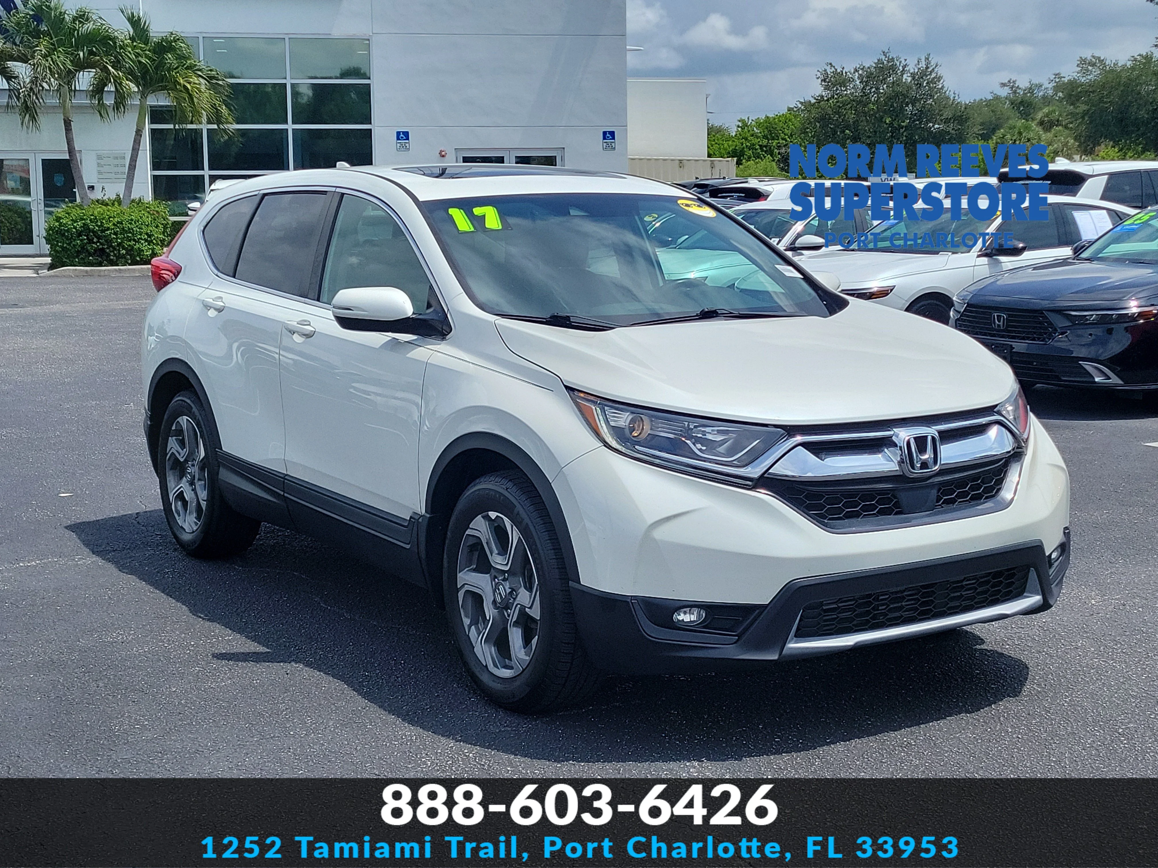 Used 2017 White Honda EX-L image 1
