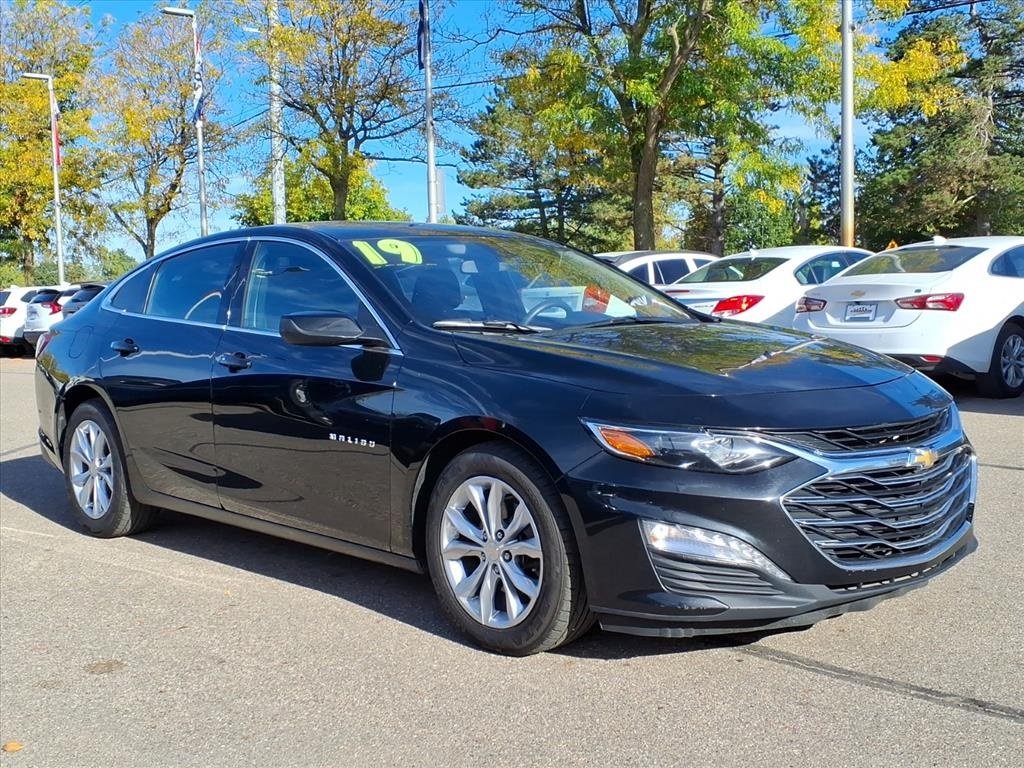 2019 Chevrolet Malibu 1LT photo 3