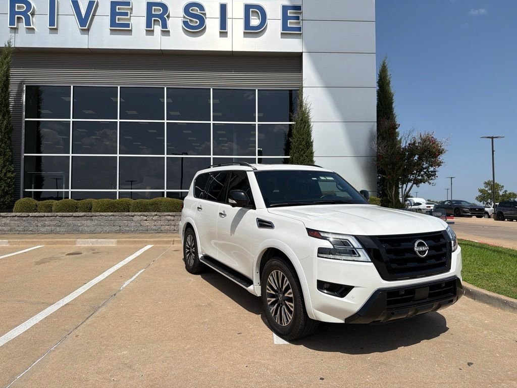 Used 2023 Aspen White Nissan SL image 1