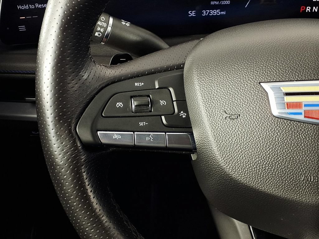 Used 2025 Crystal White Tricoat Cadillac Sport image 19