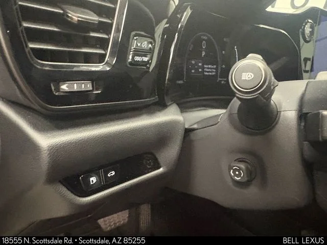 Certified Used 2025 Gray Lexus 350h Premium image 17