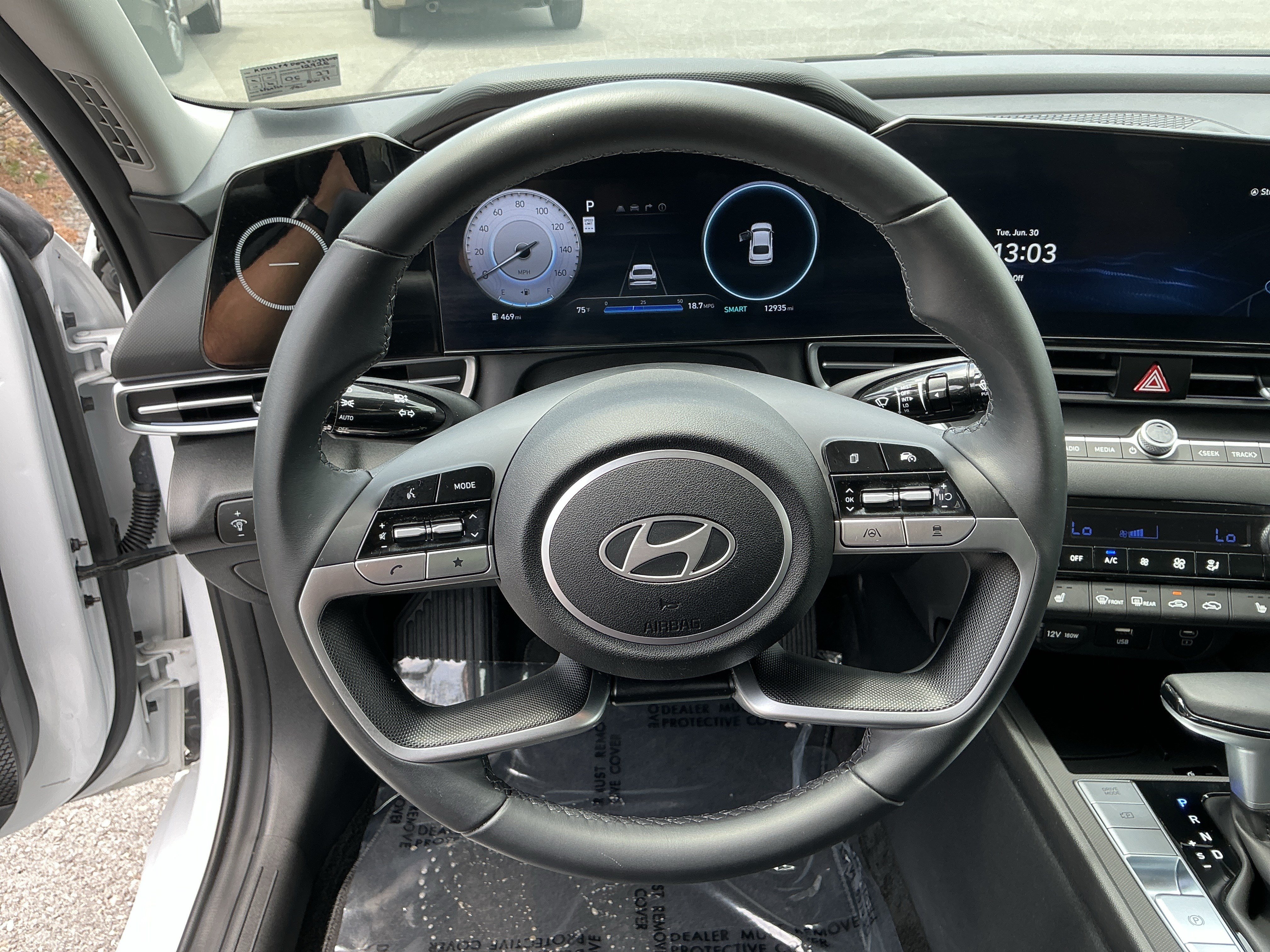 Used 2025 Serenity White Hyundai Limited image 14