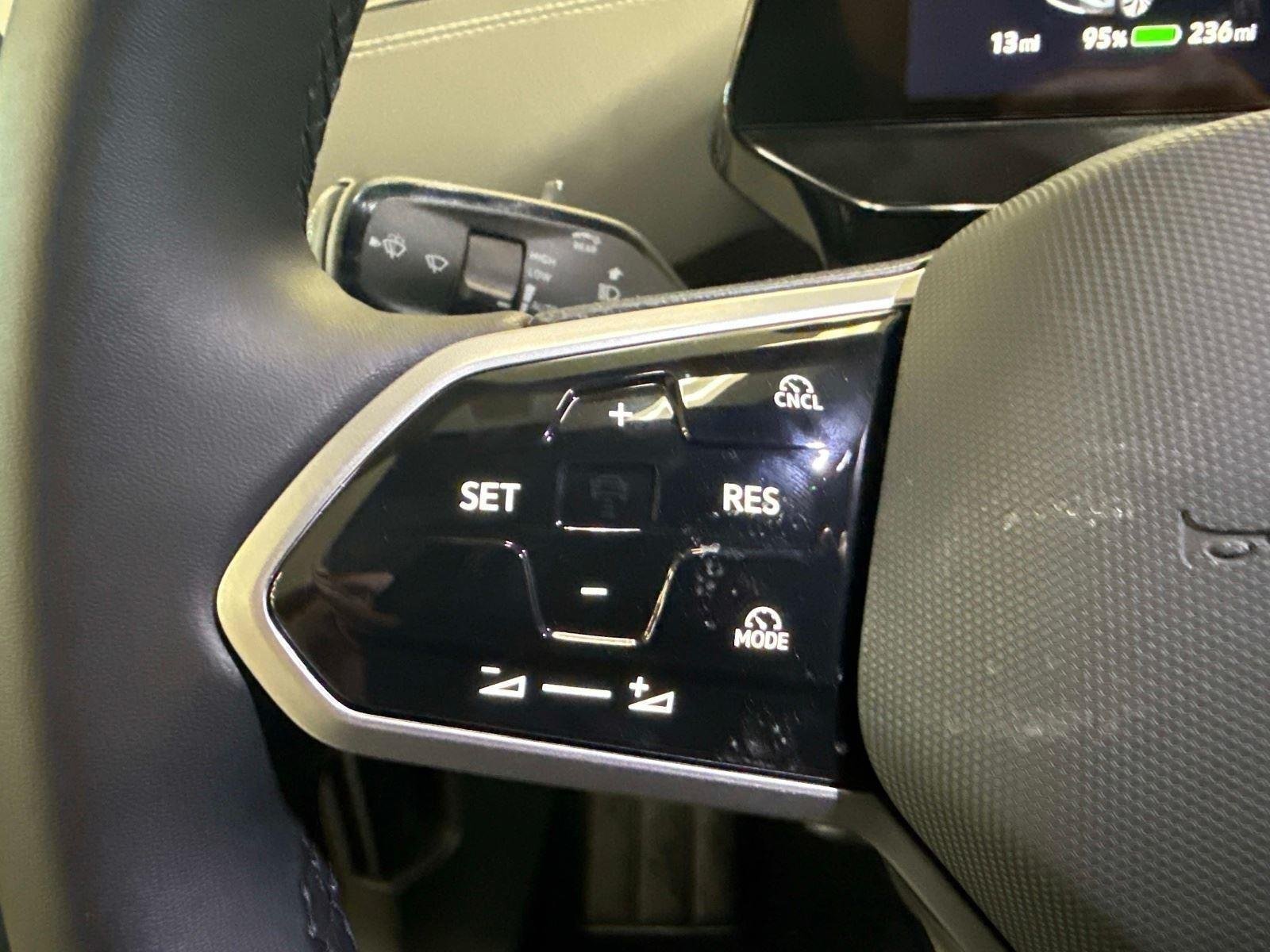 2025 Volkswagen ID.4 PRO - Photo 30