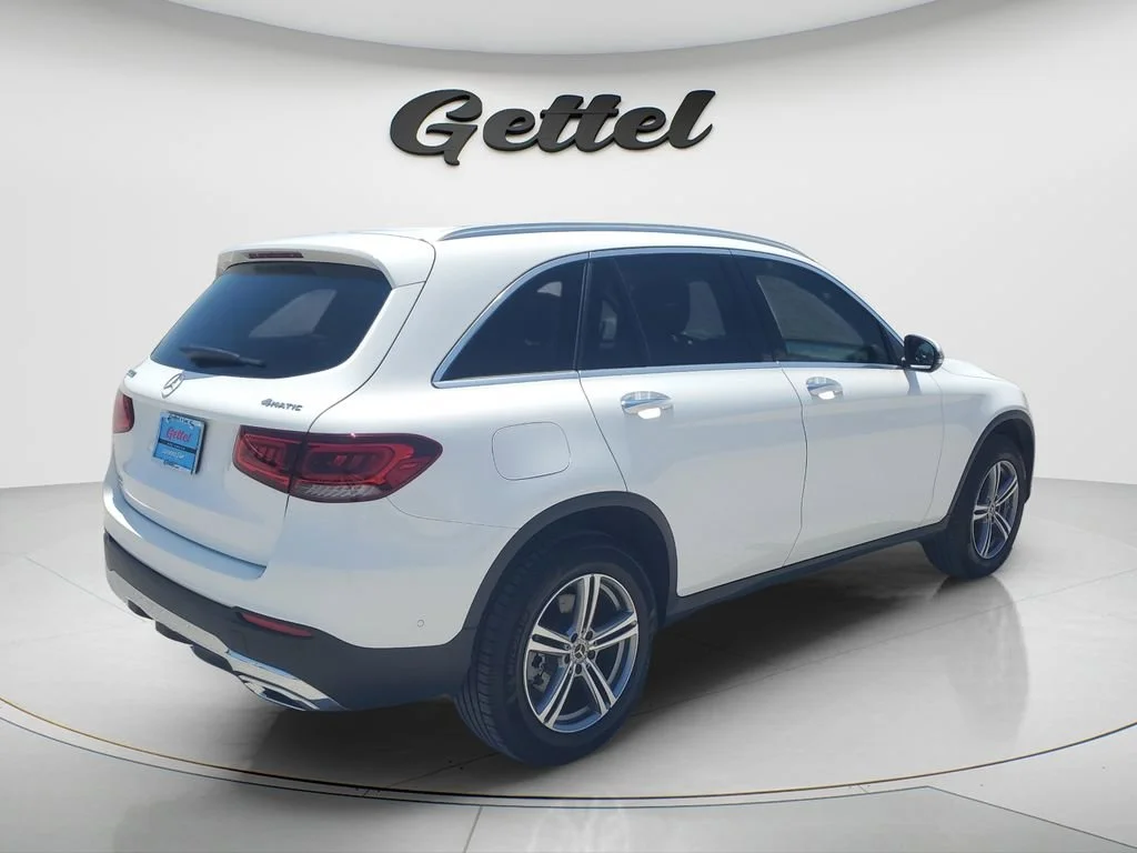 Used 2021 White Mercedes-Benz 4MATIC® SUV image 5