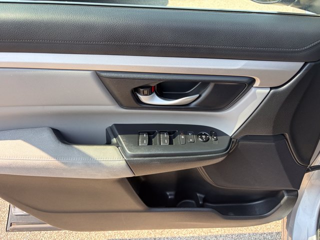 Used 2017 Lunar Silver Metallic Honda LX image 7
