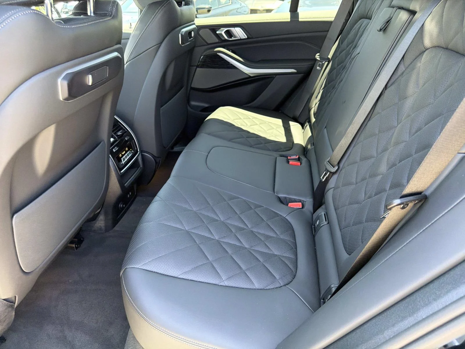 New 2026 Black Sapphire Metallic BMW xDrive50e image 10
