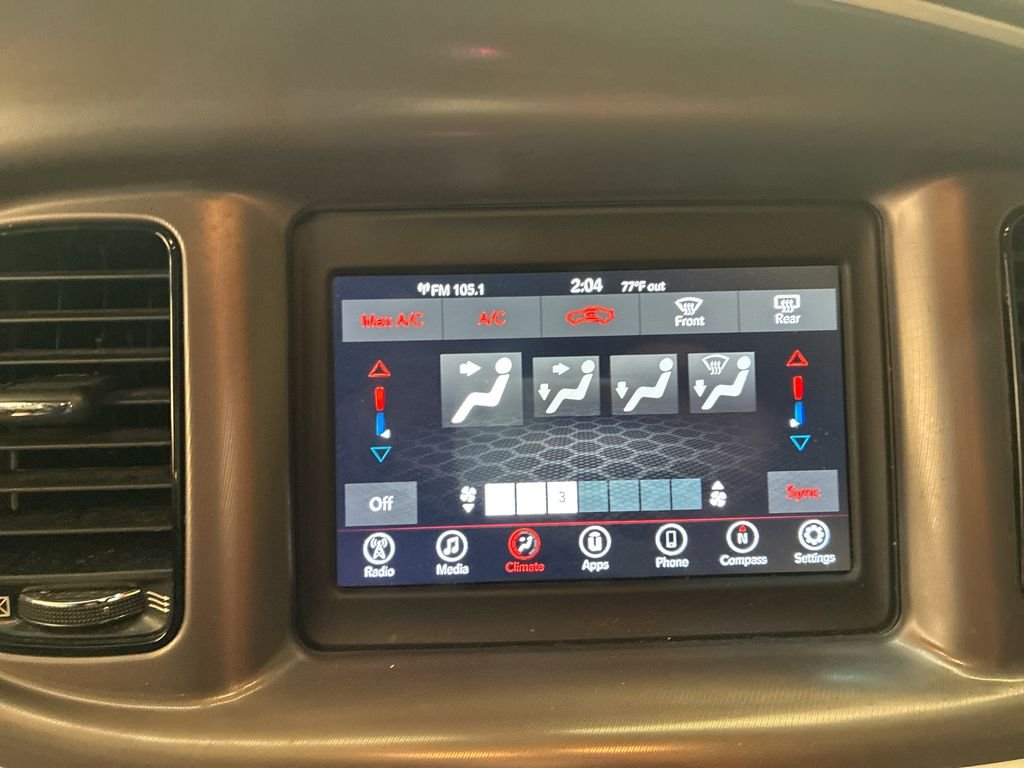 Used 2022 Frostbite Dodge SXT image 18