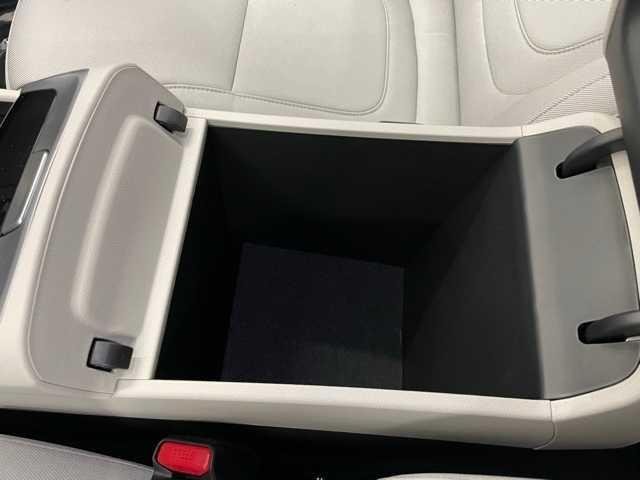 New 2026 Phantom Black Hyundai SEL AWD image 25
