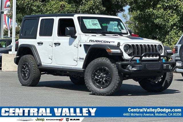 2023 Jeep Wrangler 4xe Rubicon 4XE 20th Anniversary's photo