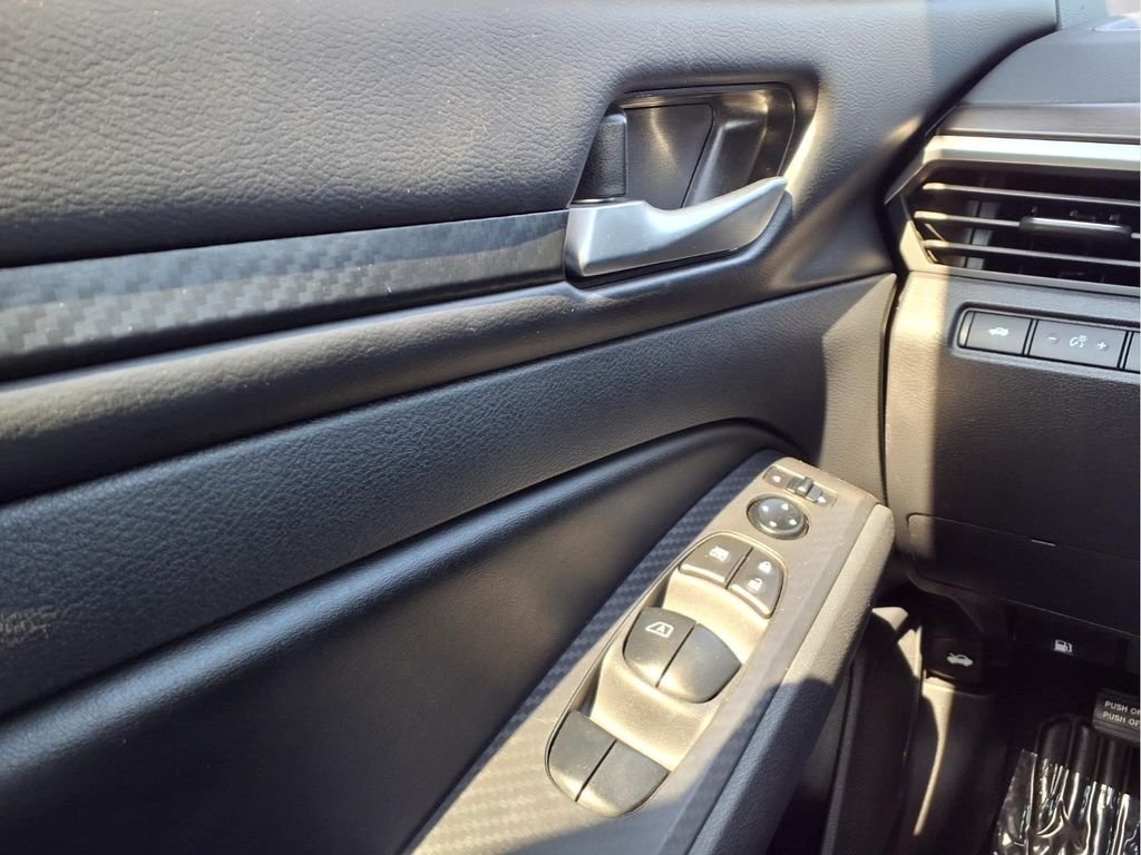 Used 2025 Silver Nissan 2.5 SV image 19