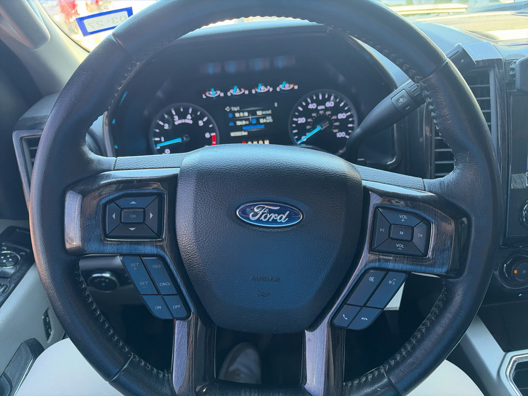 Used 2020 Velocity Blue Metallic Ford XL image 17