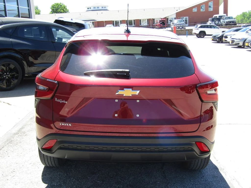 Used 2024 Red Chevrolet LS image 4
