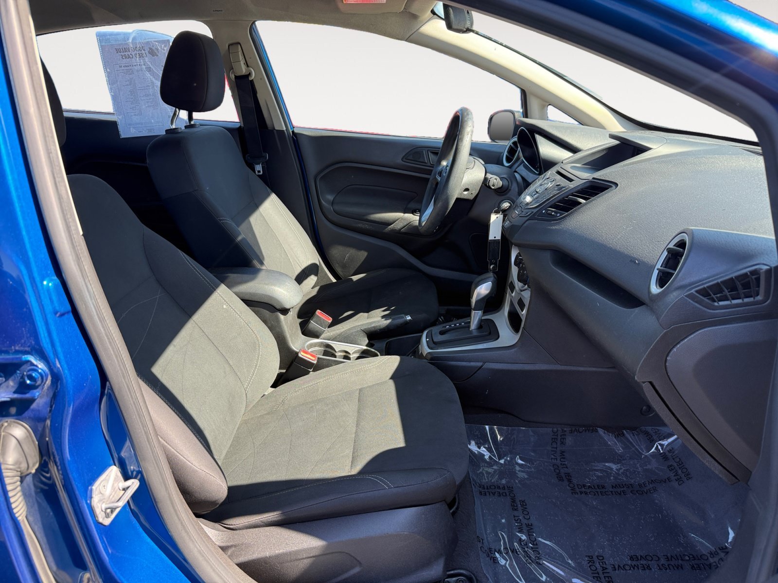 Used 2019 Lightning Blue Metallic Ford SE image 19